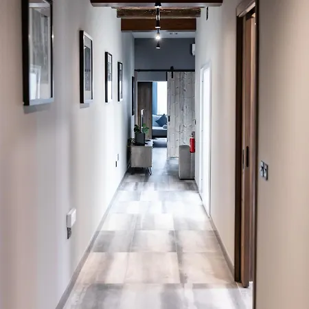 Stylish 2br Flat By Arcobnb *