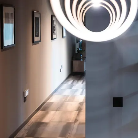 Appartement Stylish 2br Flat By Arco Collection La Valette