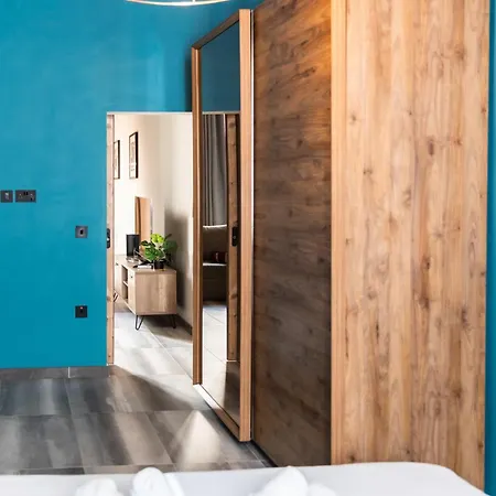 Stylish 2br Flat By Arcobnb 公寓