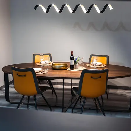 Stylish 2br Flat By Arcobnb